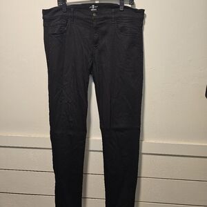 7 For All Mankind | Size 36 | Black | Paytyn Luxe Sport